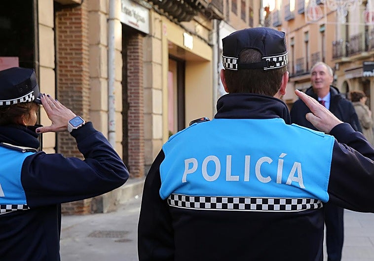 «Los segovianos no entienden que la Policía Local les chafe las fiestas»
